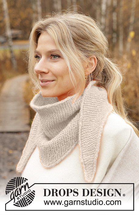 234-79a Cantaloupe Shawl