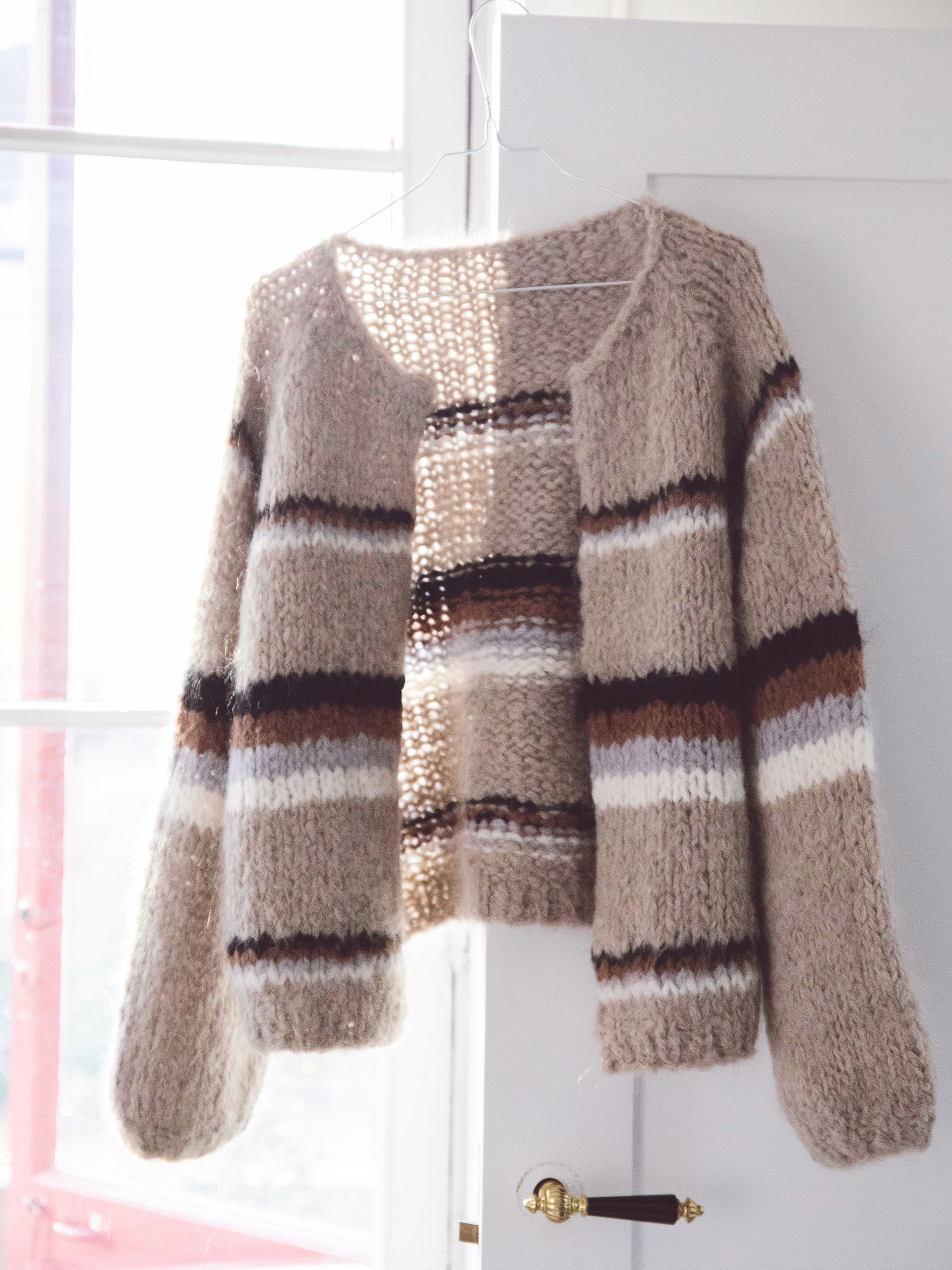 03-13 Dandelion chunky raglan jakke