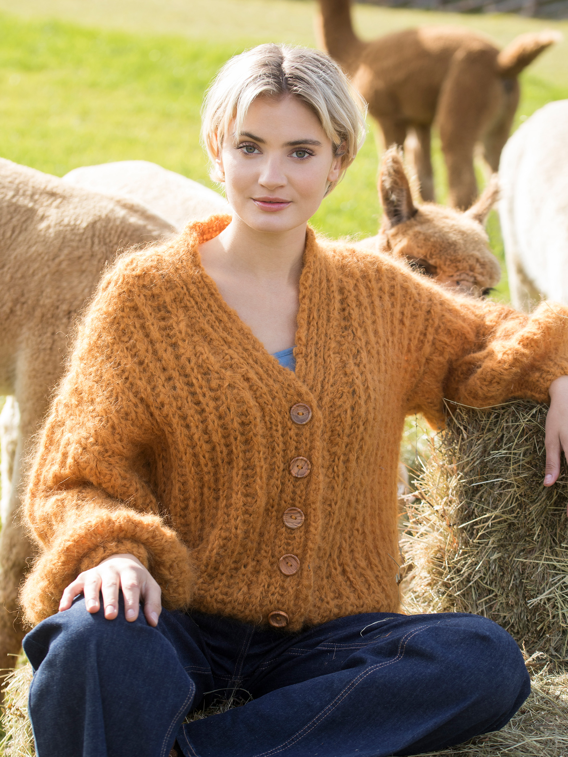 03-17B Sunstone kort cardigan