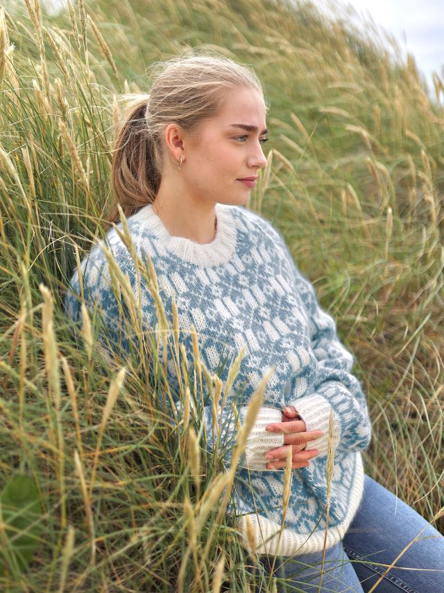 425S-01l DINA DAWN solid dame