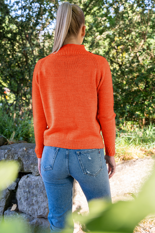 114-01D Lara genser oransje