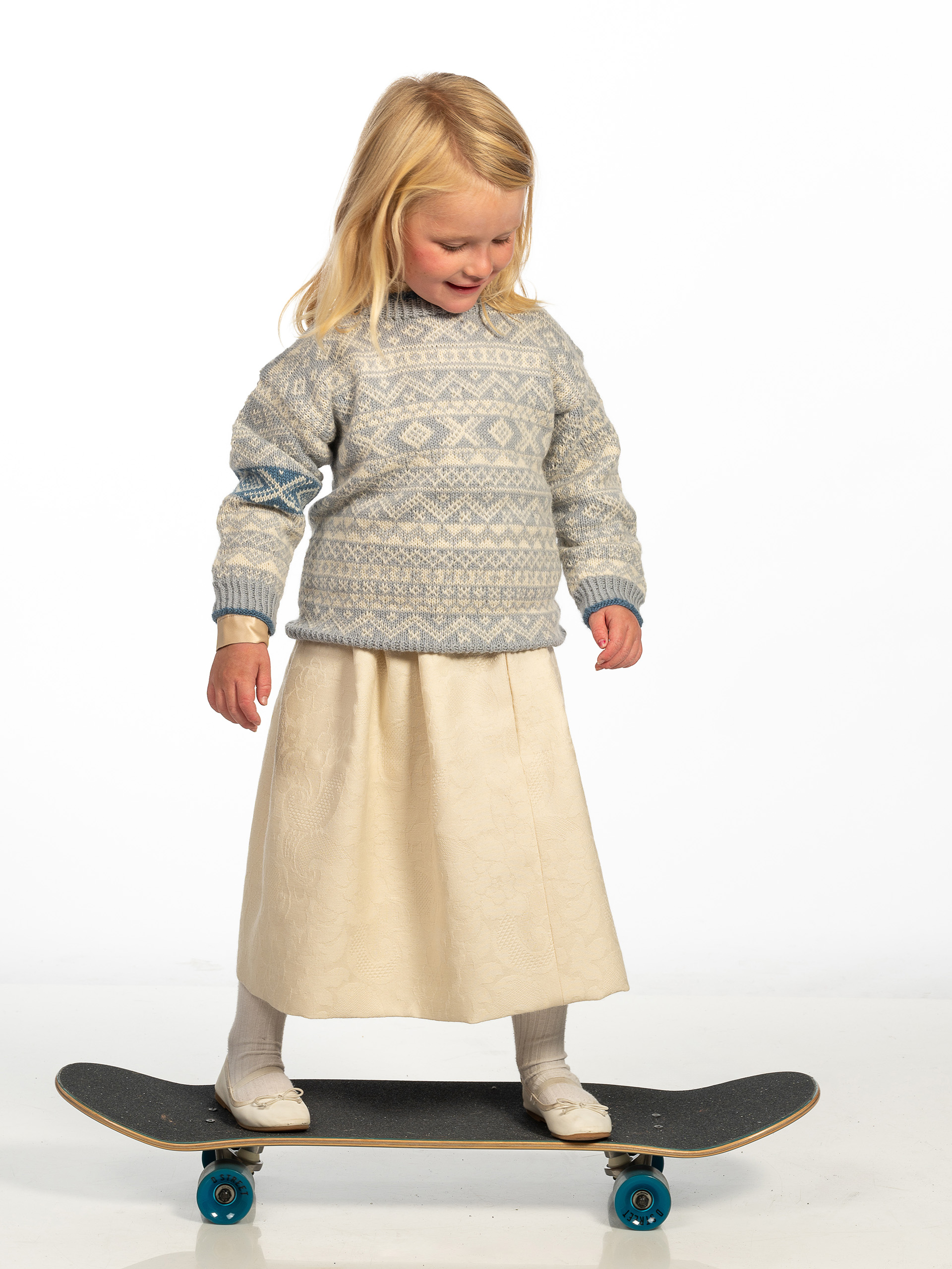 121-04 Valle genser (Alpakka Wool)