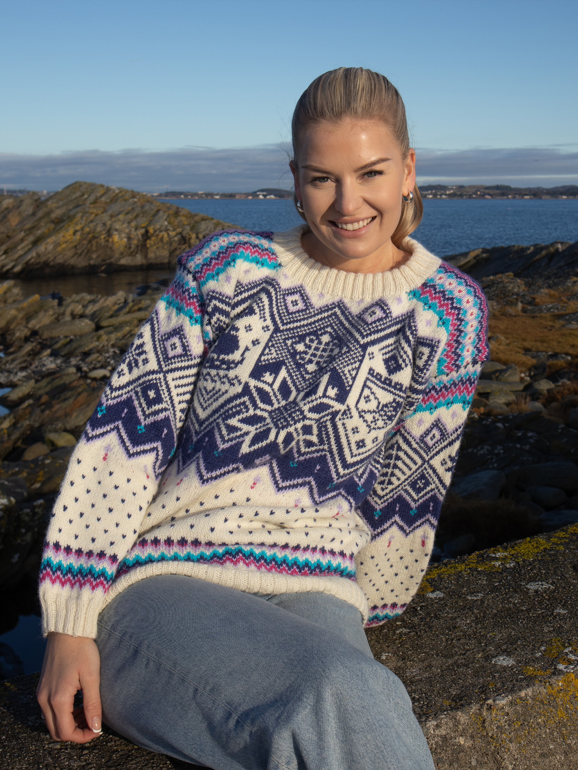 126-01 VM genser Trondheim 2025 original (Sterk) M/ skinnlapp