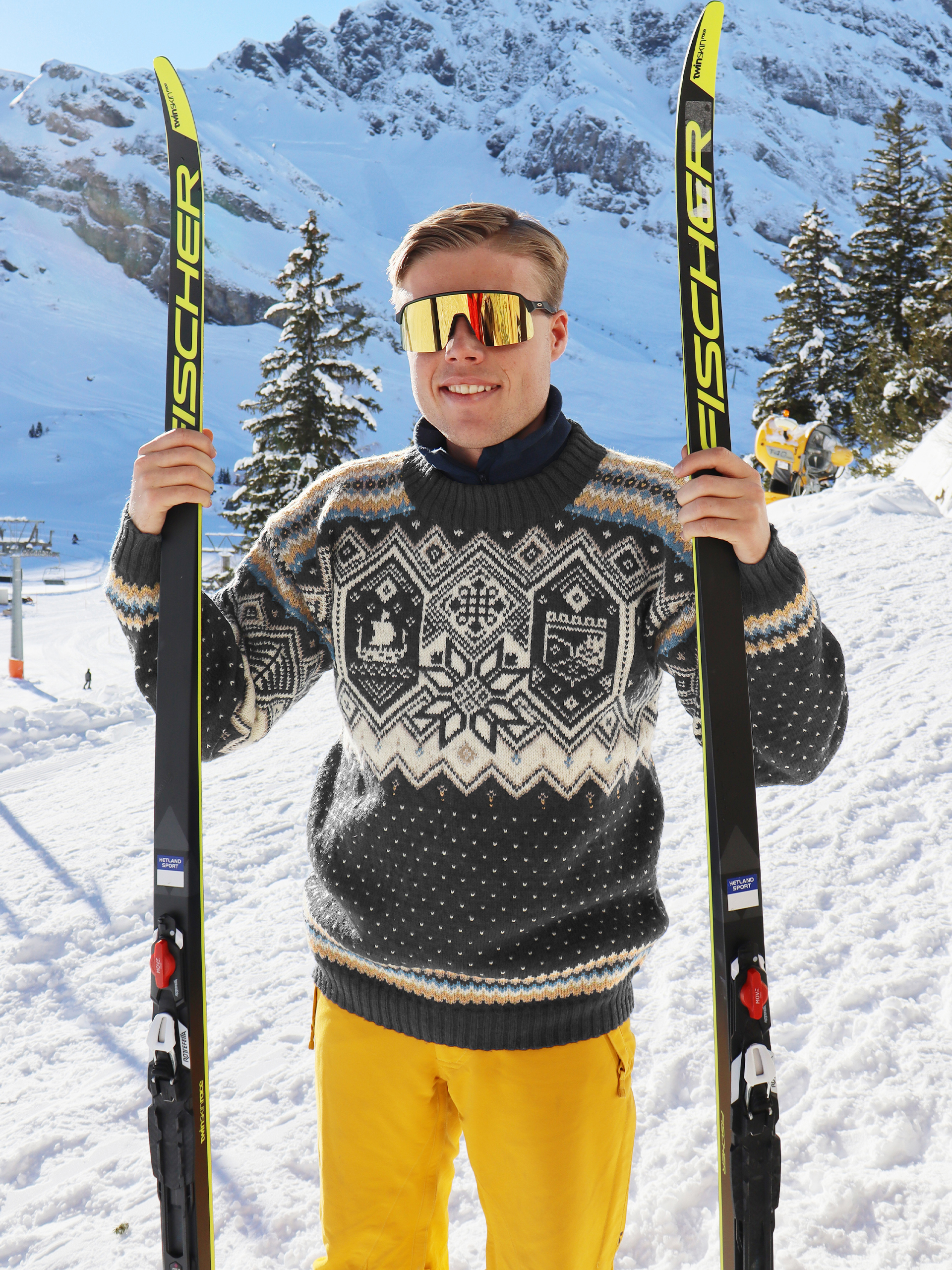 126-06b VM genser Trondheim 2025 (Alpakka Wool)