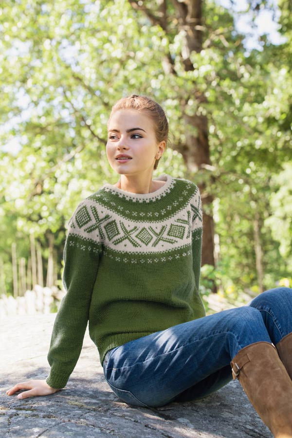 370-15 Cortina genser oliven