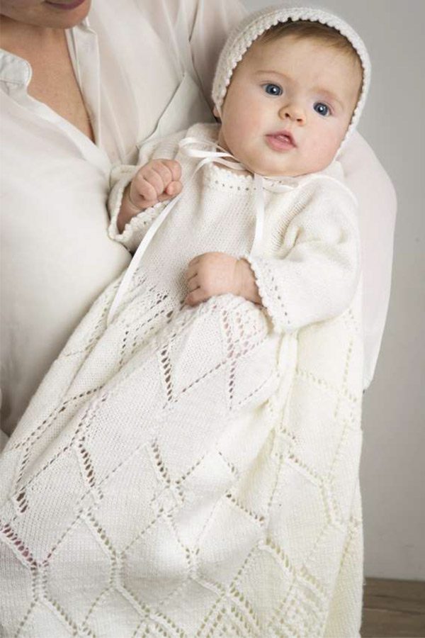 1509-08 Charlotte-dåpskjole, lue og sokker            