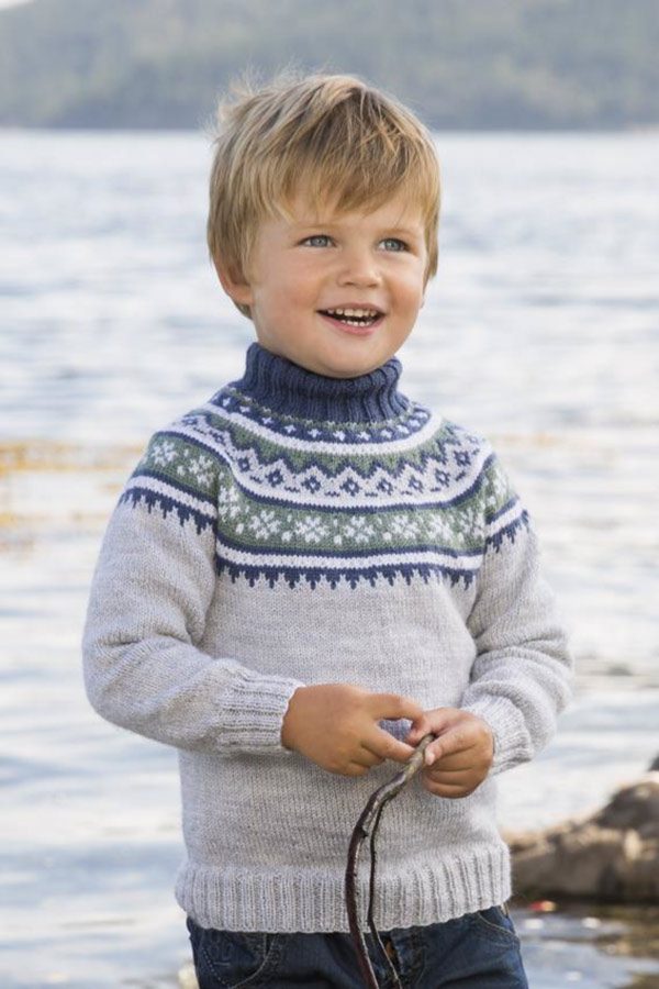 1612-04 Ilse Genser Grå