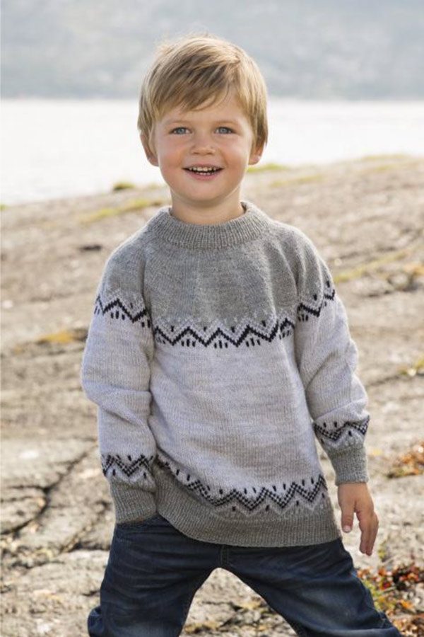 1613-03 Embla Genser Grå