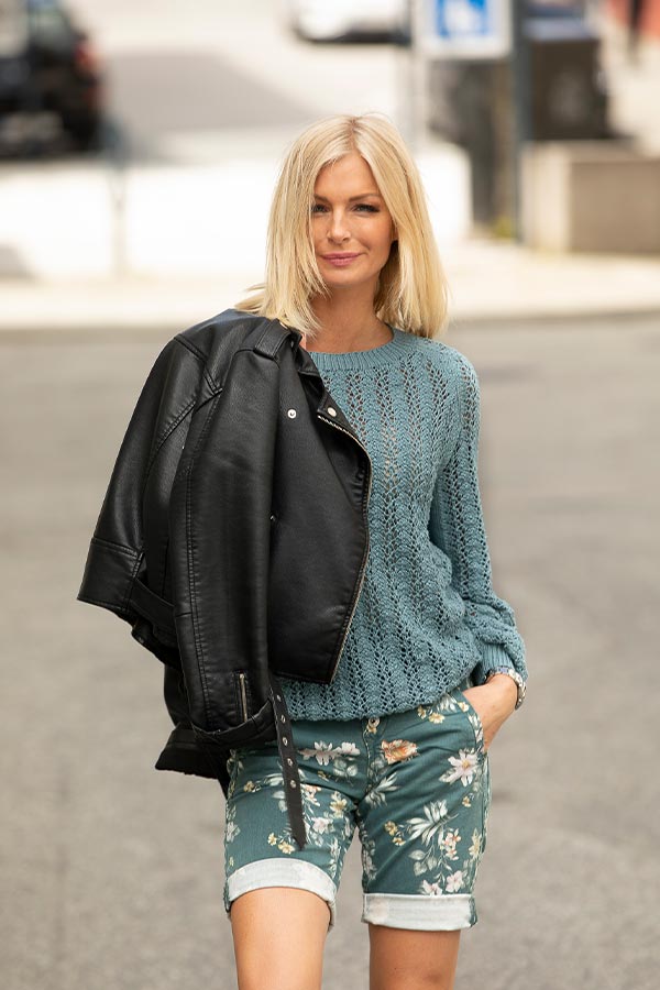 1915-3 Merethe genser