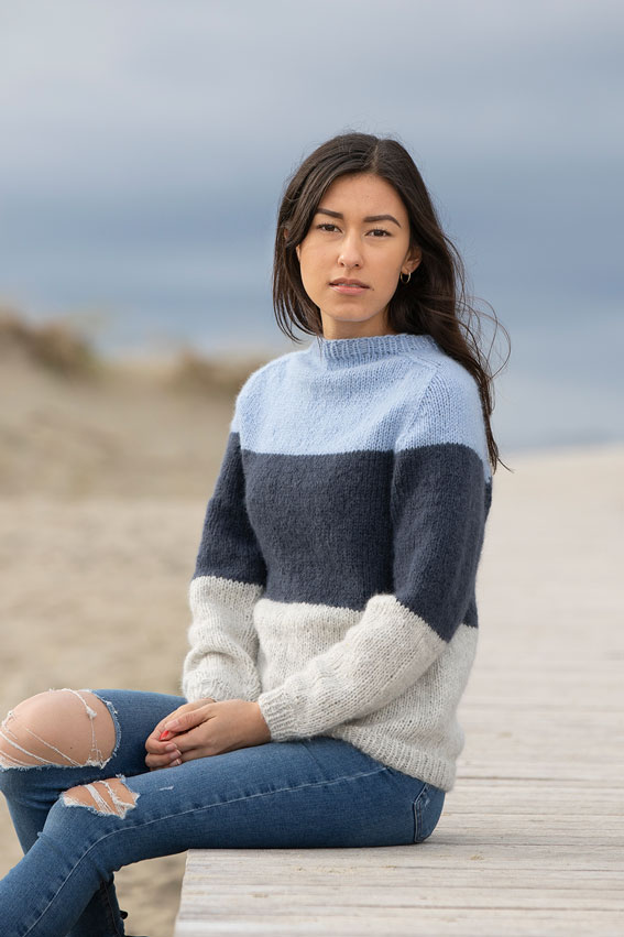 1923-3 Dans genser blå