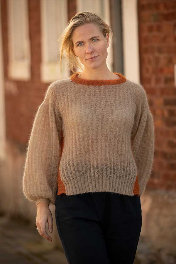 1924-4 Sila genser beige