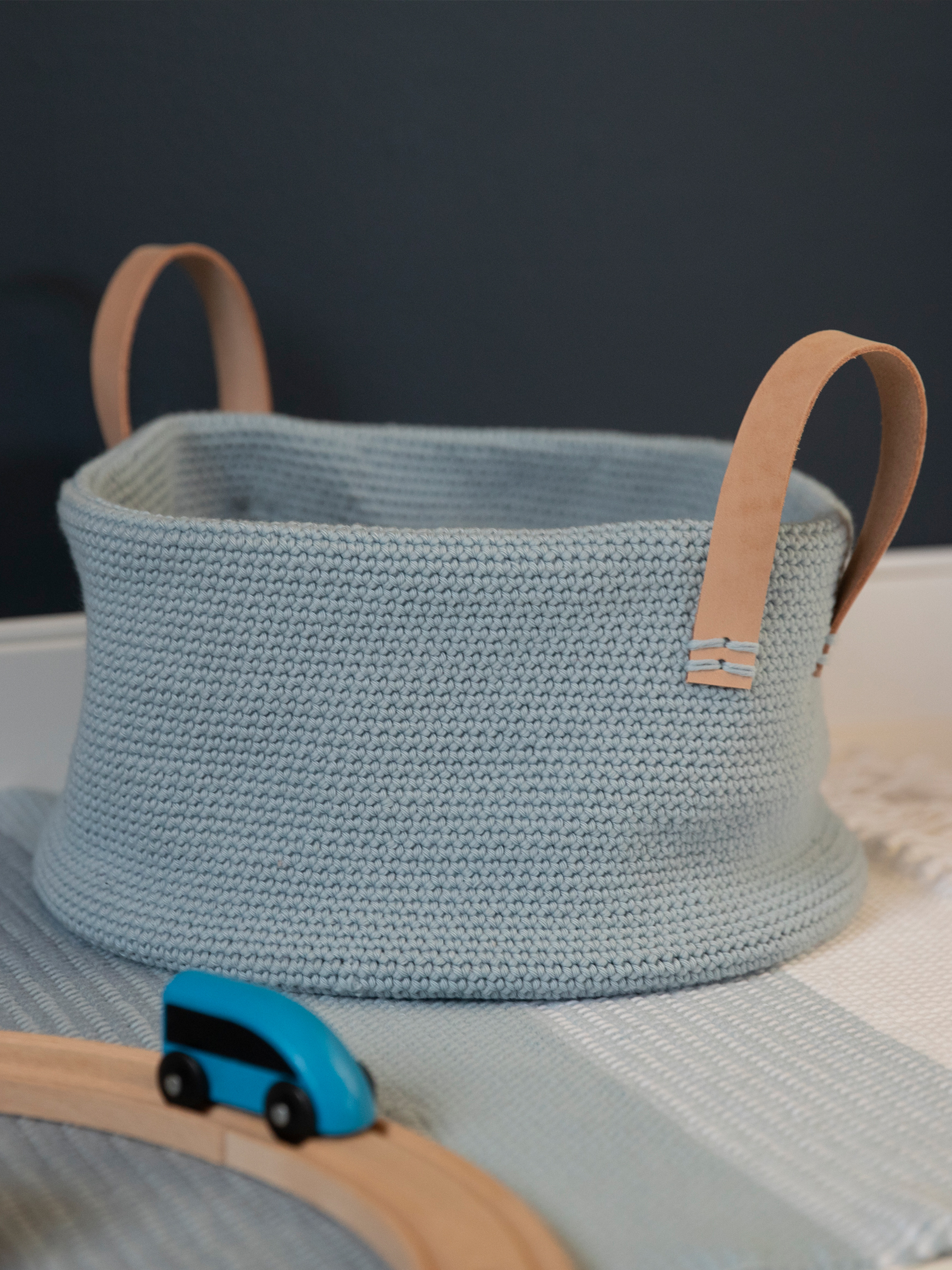 2002-05a Oppbevaringskurv