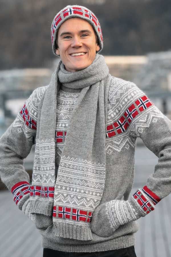 2003-3 Heia Norge votter grå