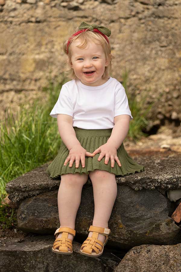 2018-4 Cerena genser, skjørt og hårbånd