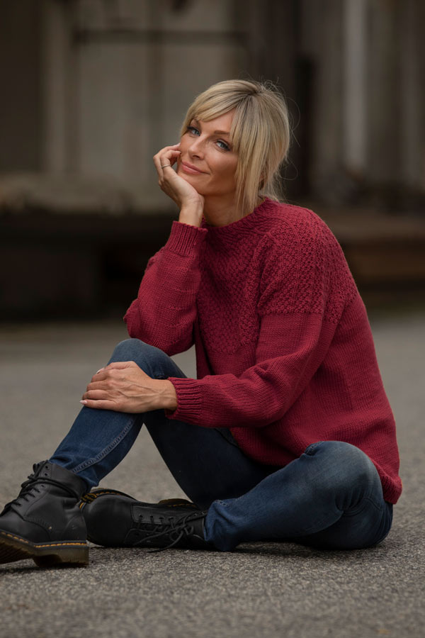 2023-5 Tandori genser burgunder