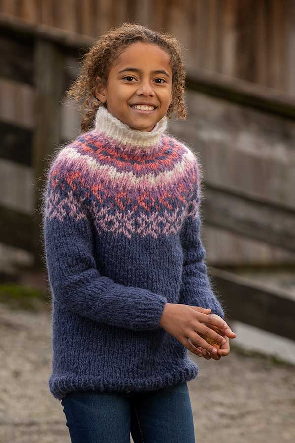 2026-2 Nova genser og lue Jeansblå