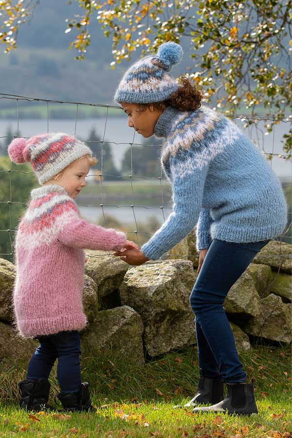 2026-7 Nova genser og lue rosa