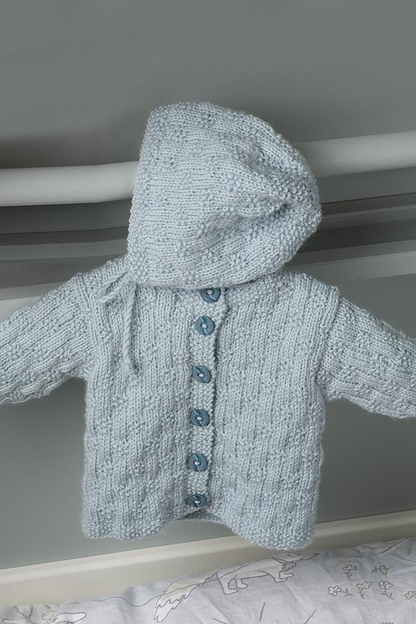 2028-8 April jakke og lue