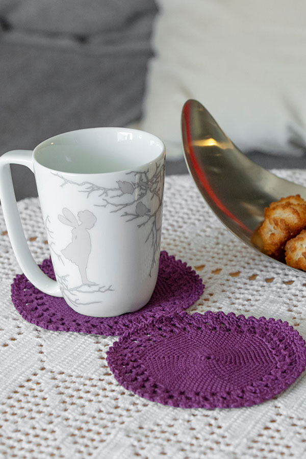 2030-3a Heklet Bordskåner Lilla