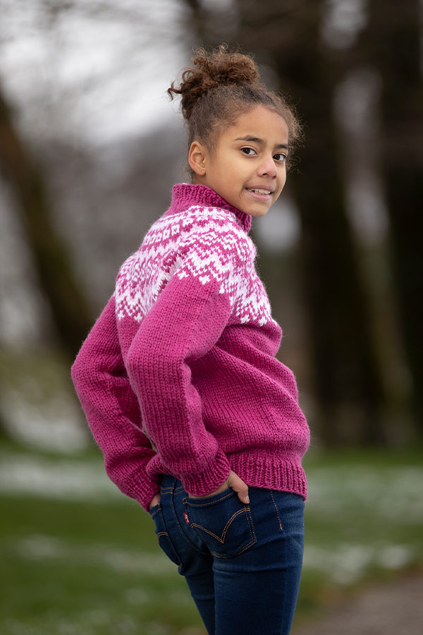 2101-2 Stølen genser cerise