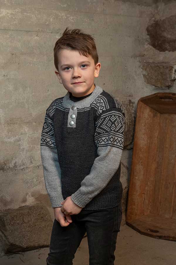 2105-08 Setesdal genser Dario koks