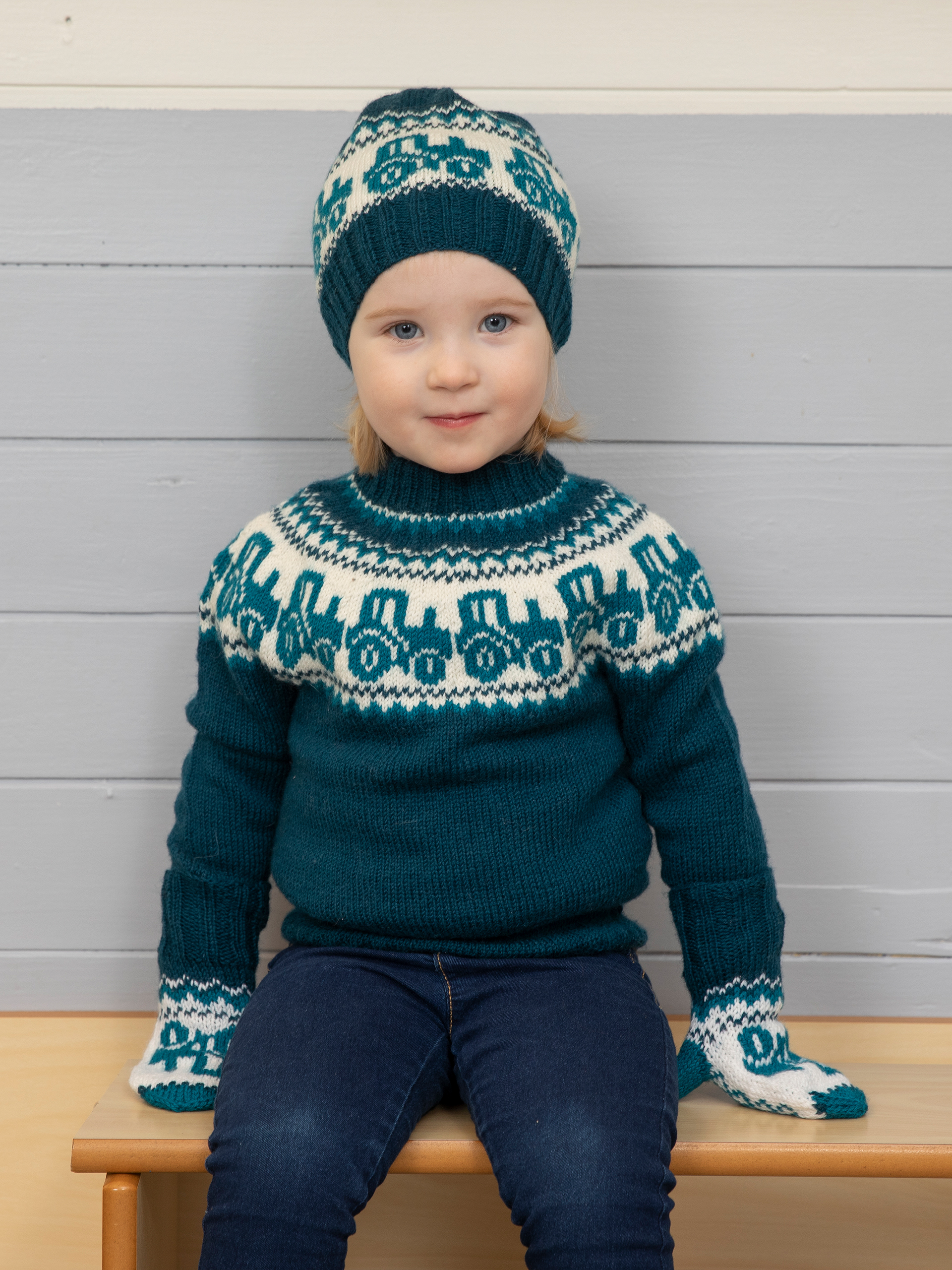 2110-5a Traktor genser petrol