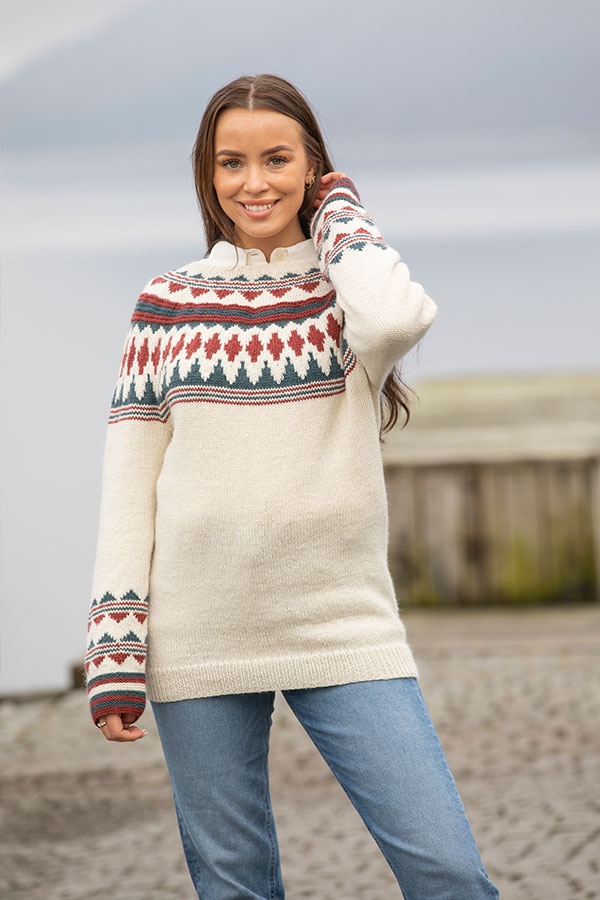 2113-3 Rosmarin genser naturhvit