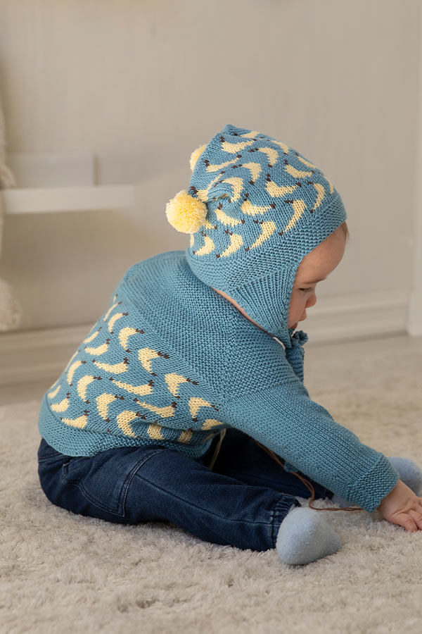 2126-10 Banan genser og lue