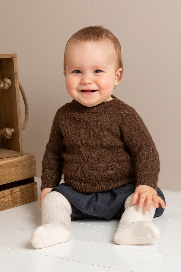 2132-1a Firkløver genser brun 