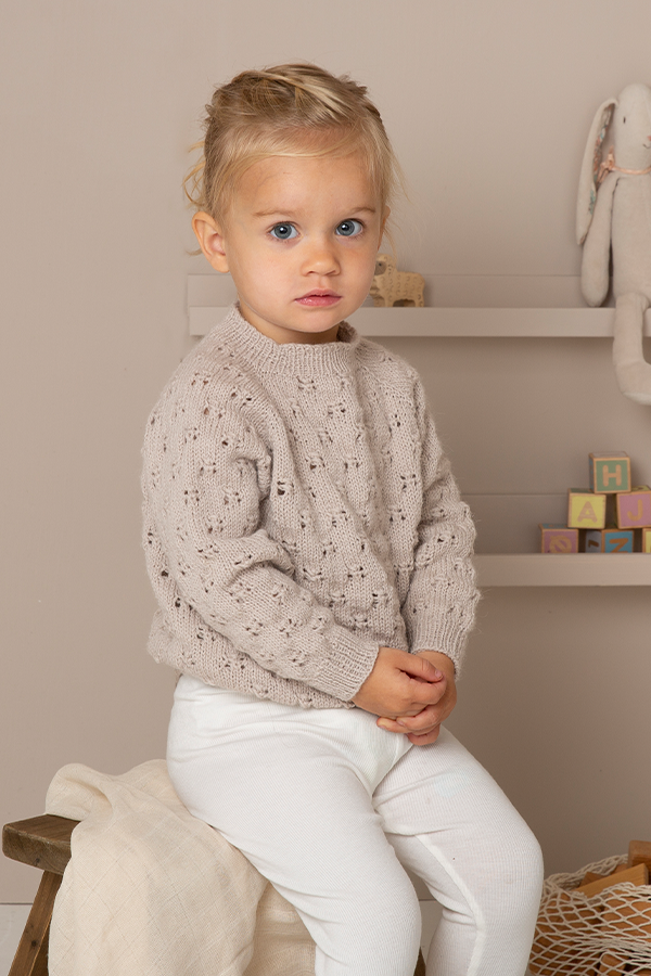 2132-1b Firkløver genser sand