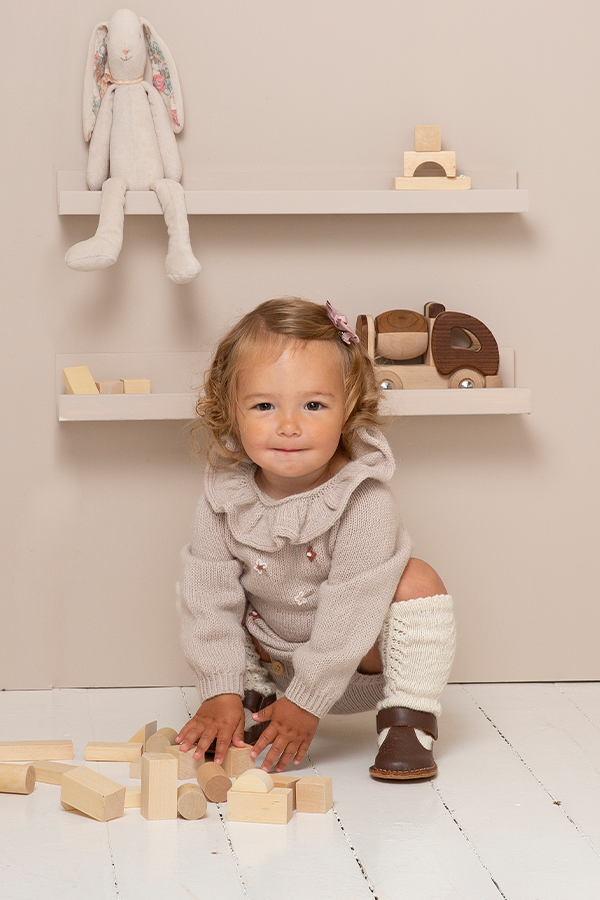 2132-4a Åse romper og knestrømper