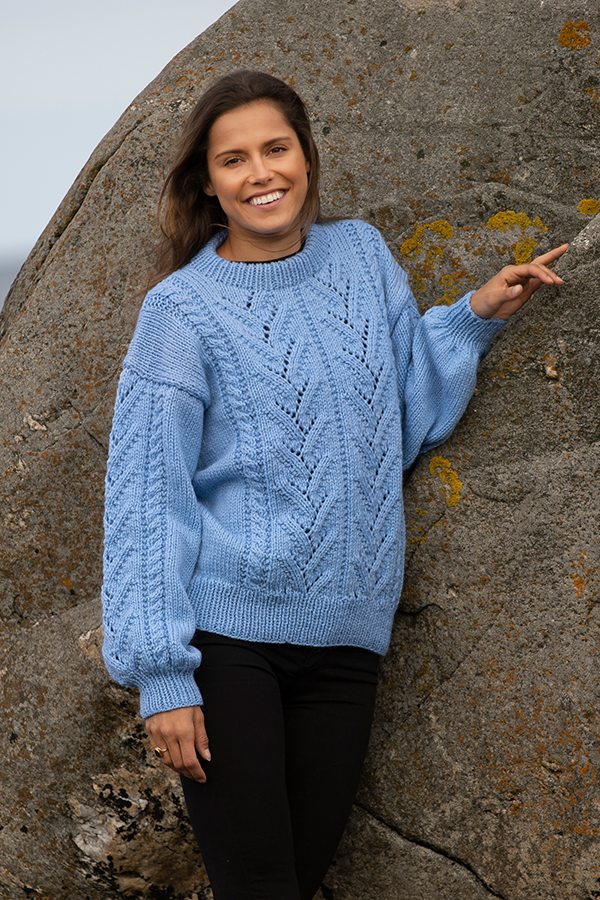 2134-5b Hydra genser lys blå