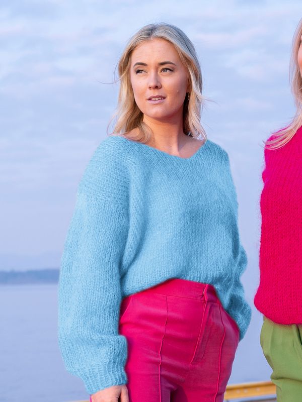 AMANDA genser isblå - Garnius