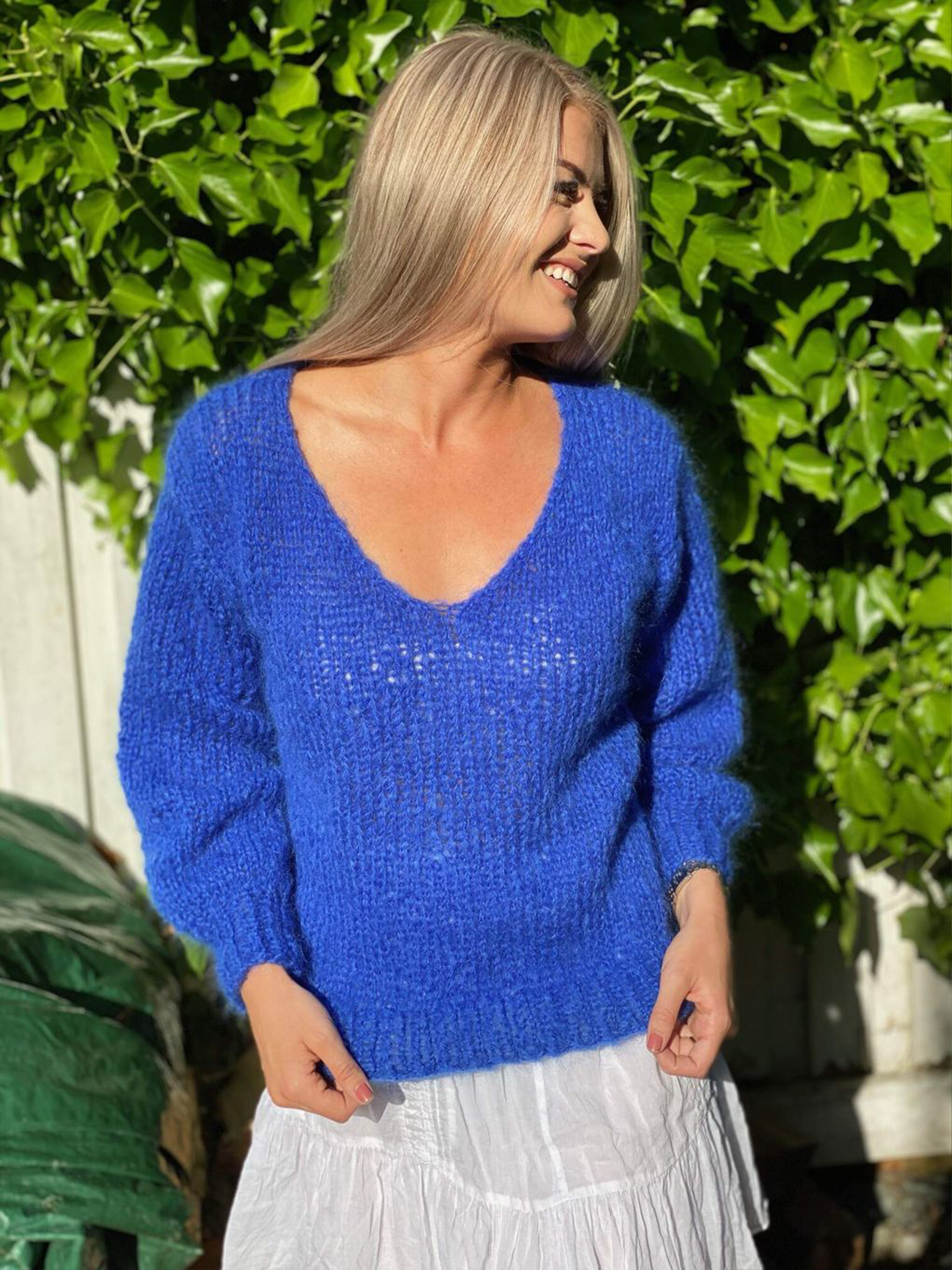 AMANDA genser klar blå