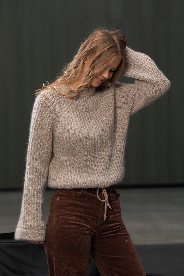 2203-7a Winter genser