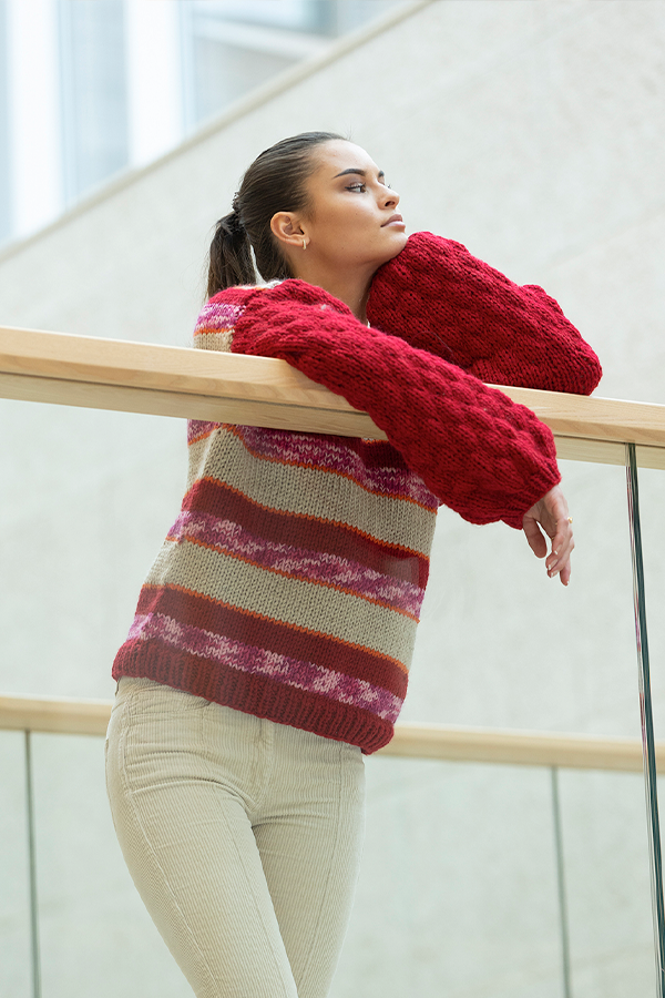 2234-8 Scarlet genser