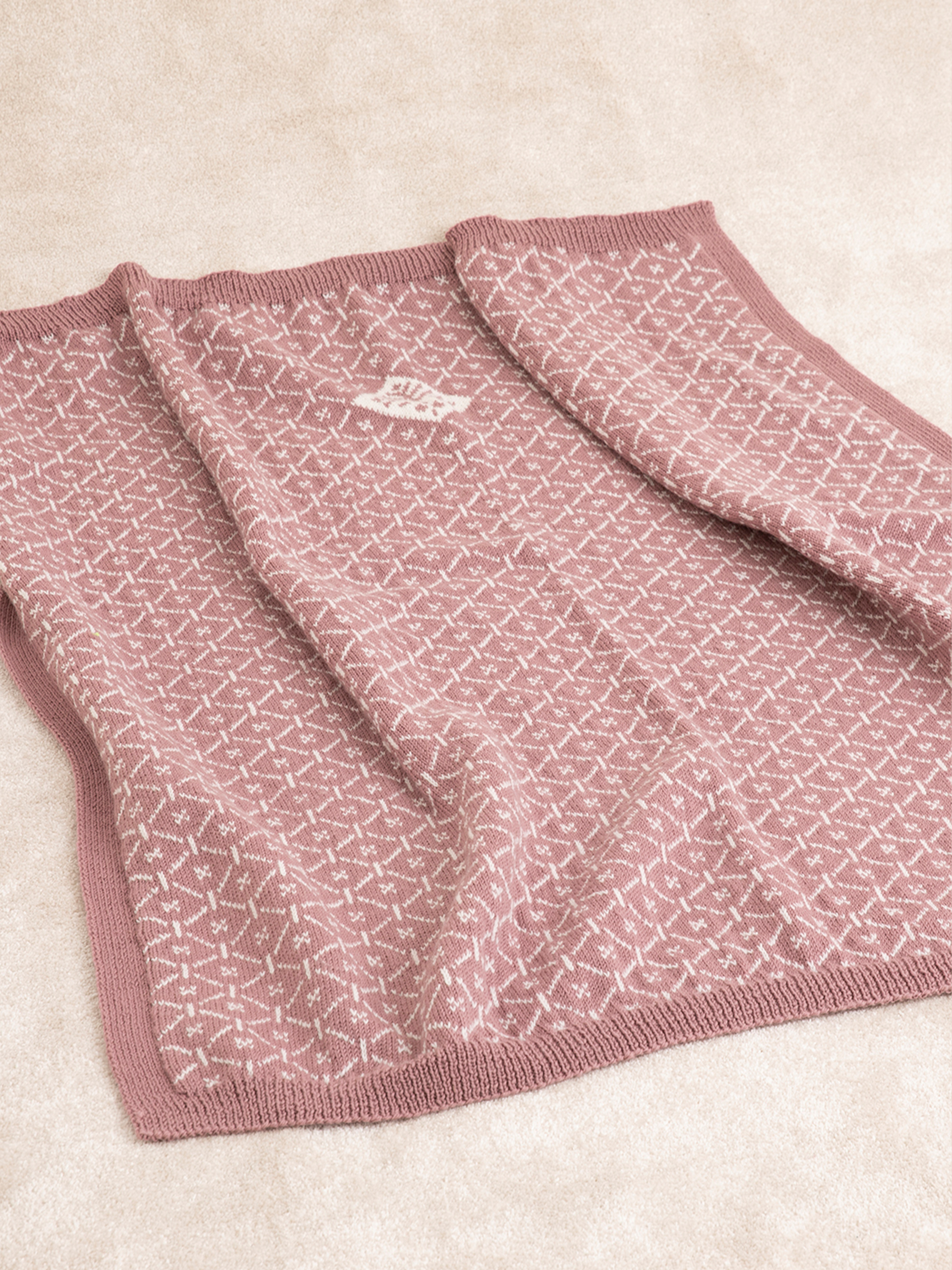 2304-10 Ellinor teppe