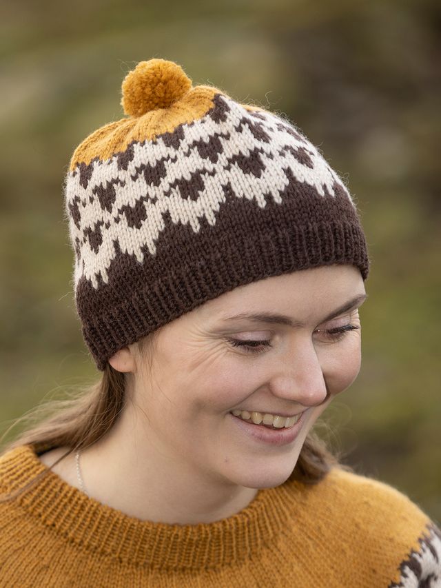 2309-04a Flokken lue voksen