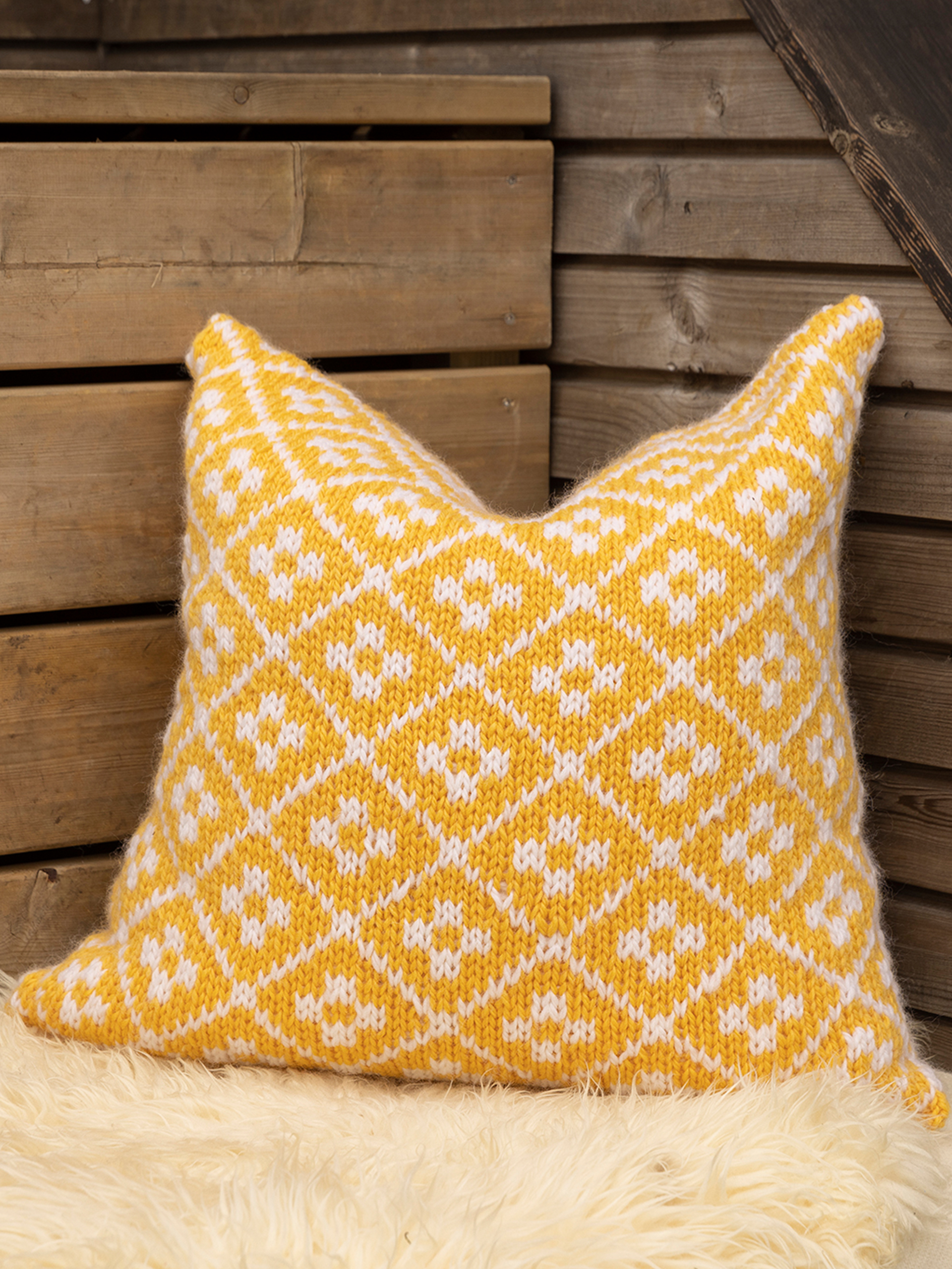 2310-10b Fjellrose pute