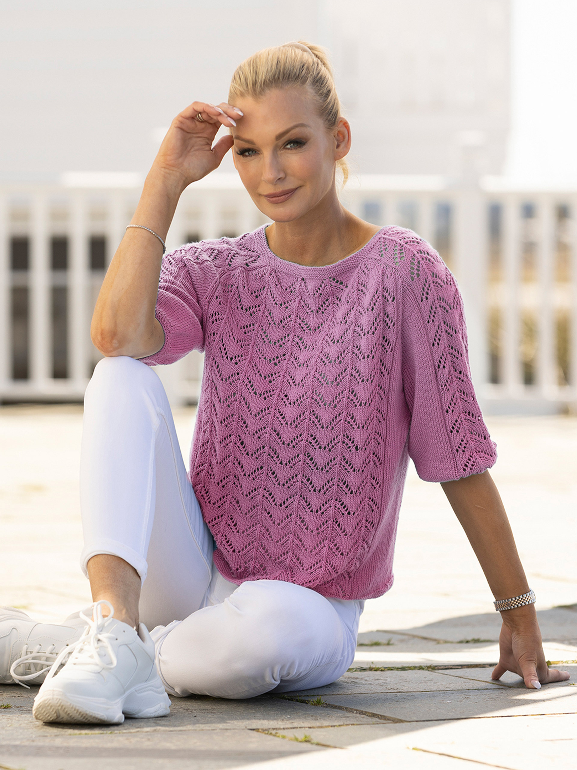 2320-3 Toja genser cerise