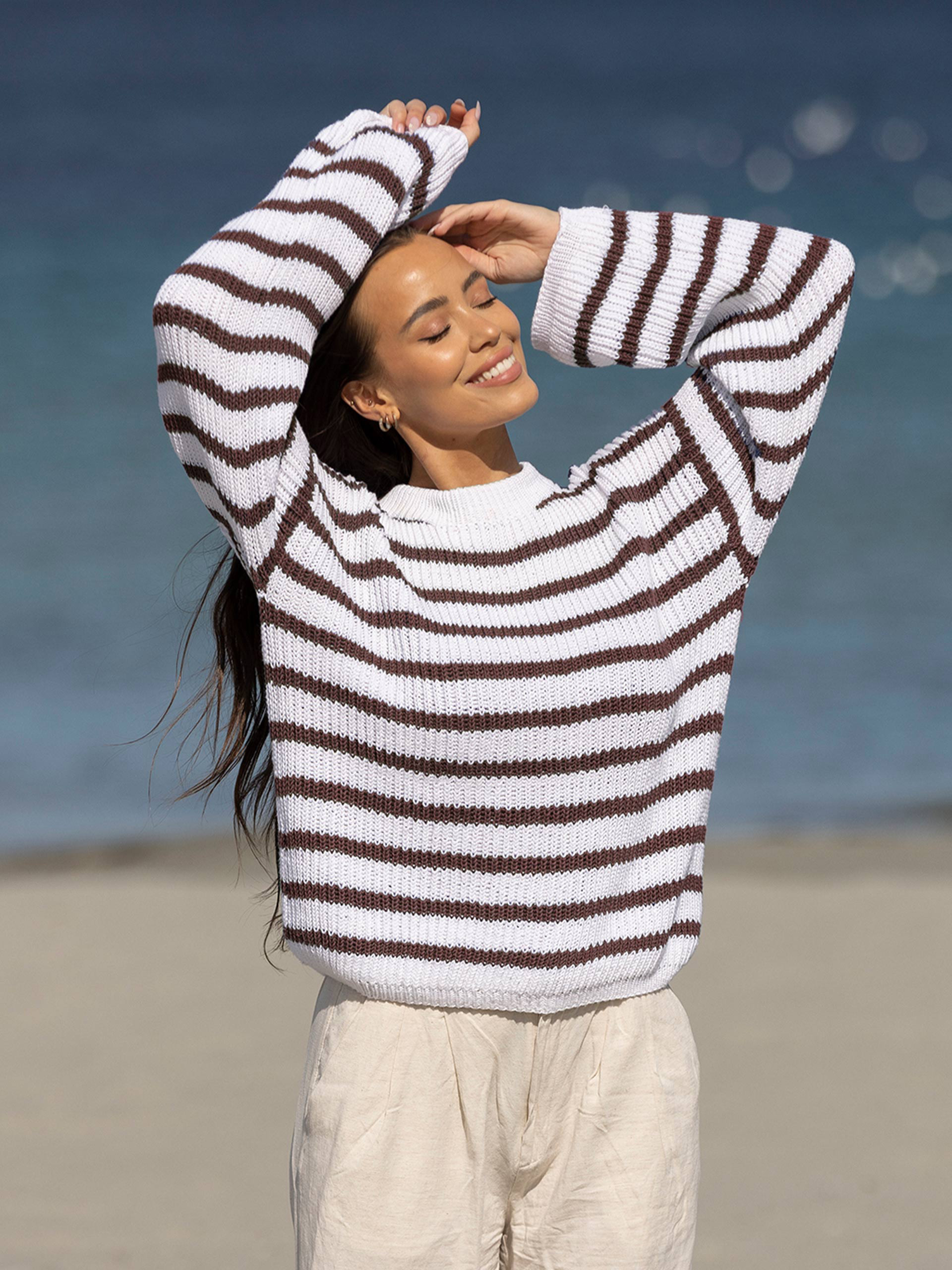 2321-5 Marina genser hvit/brun