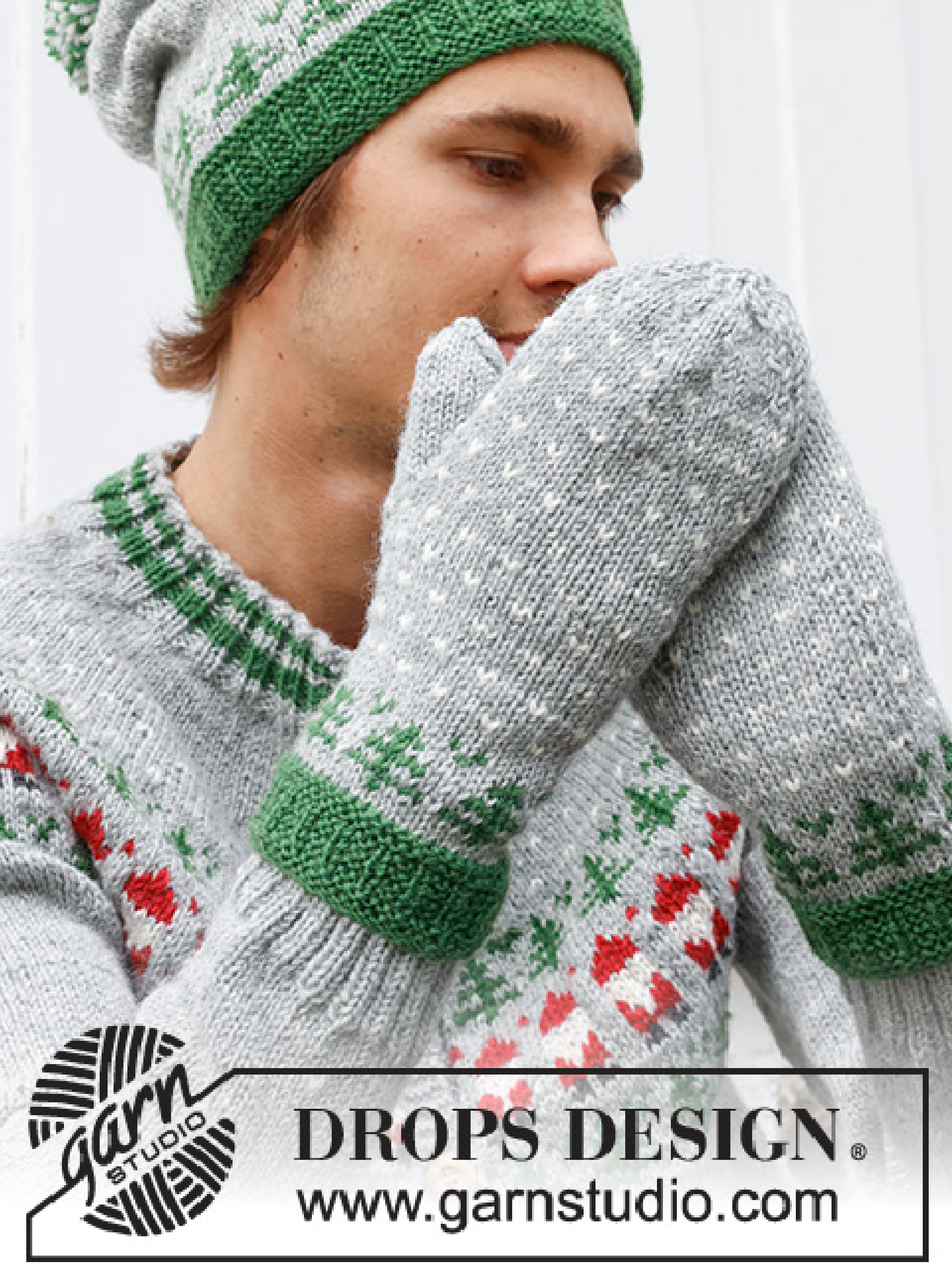 233-15 Christmas Time Mittens