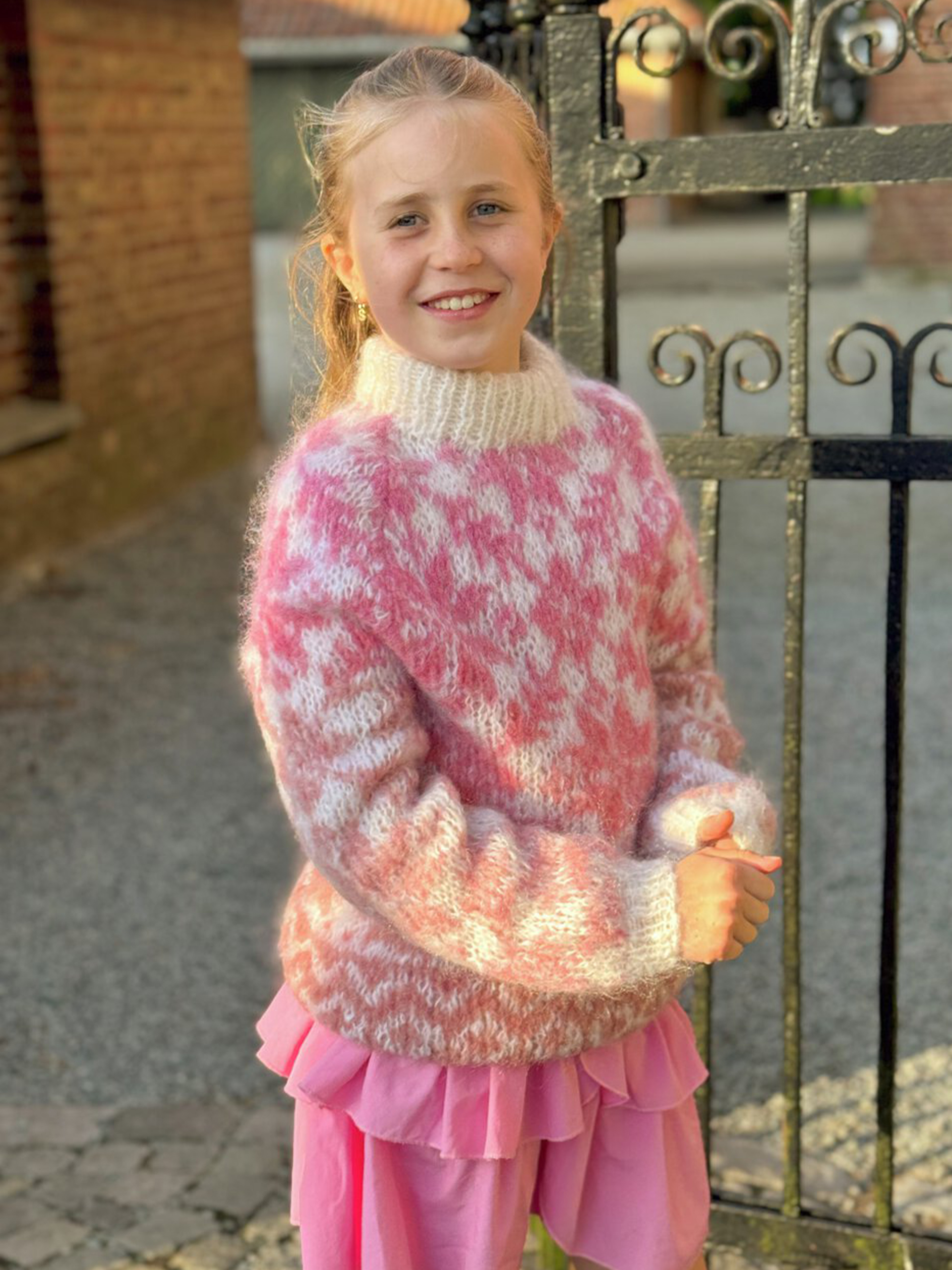 24-32b Carly barnegenser (Mohair + Caness) M/ skinnlapp