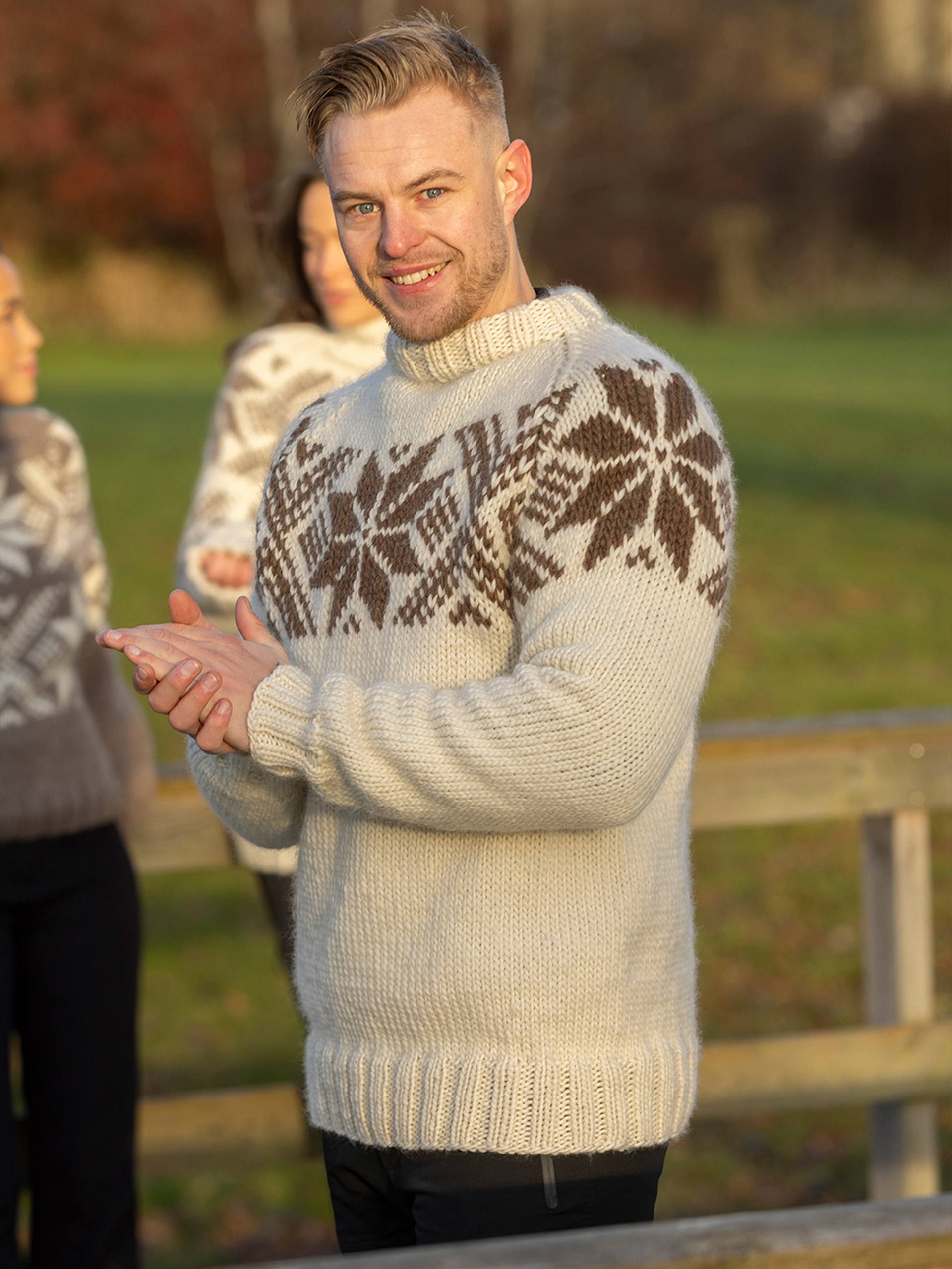 2402-5 Sturla genser