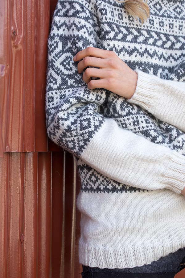 394-01 Solveig genser natur