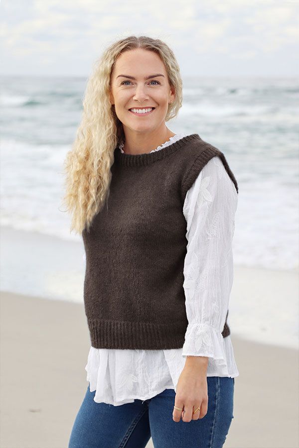 416-21 Christin vest brun