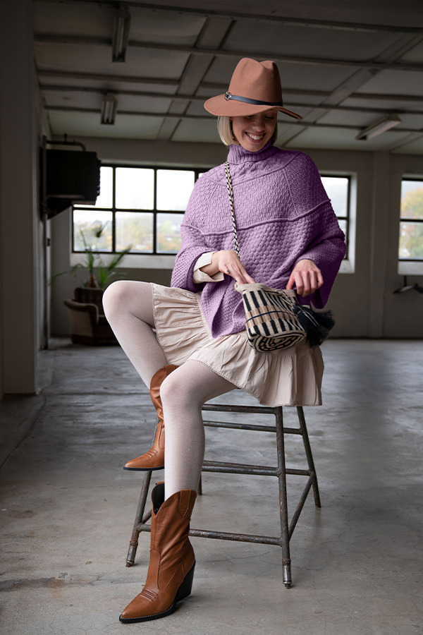 443-18 Inés poncho lys lavendel