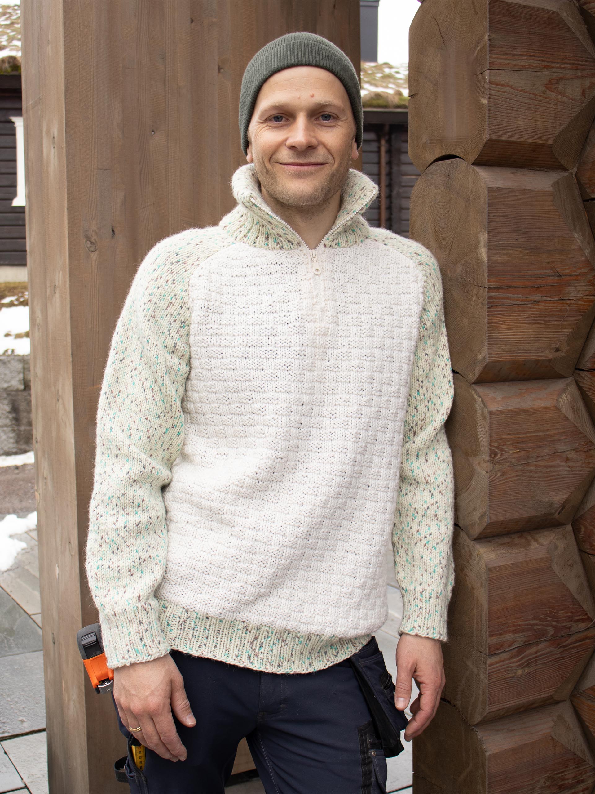 486-04 Brick zip genser