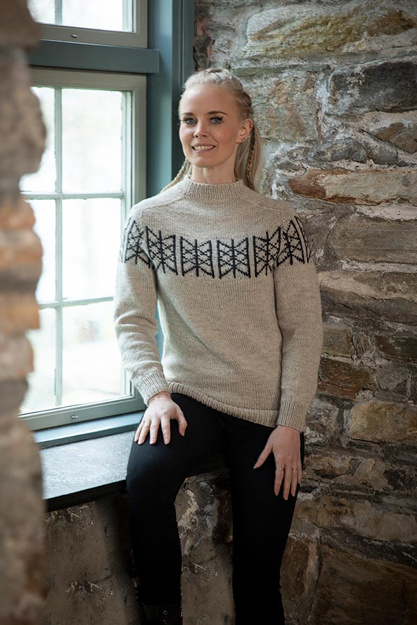 2127-4b Skulds nett genser Urd Perlegrå