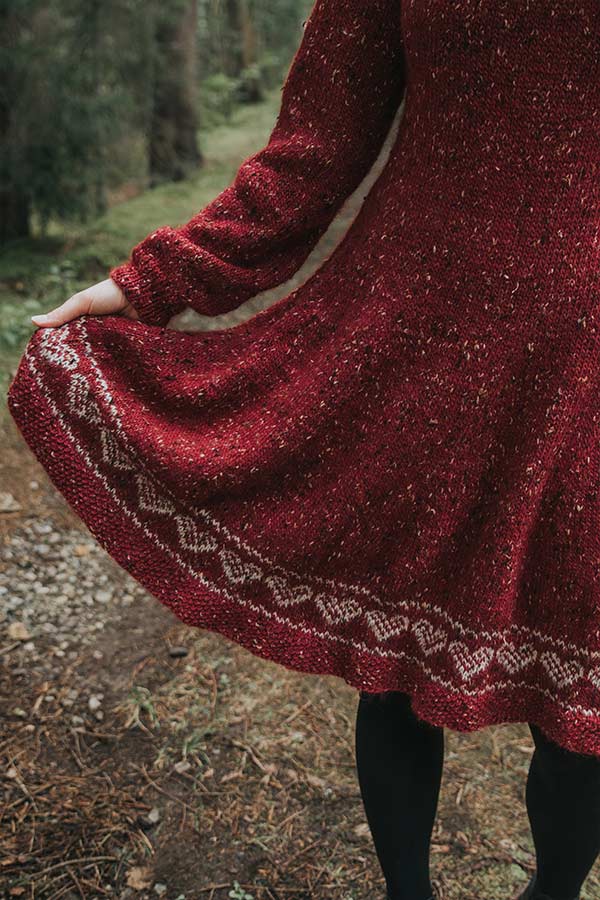 73-20 Snurrekjole med hjerter voksen rød